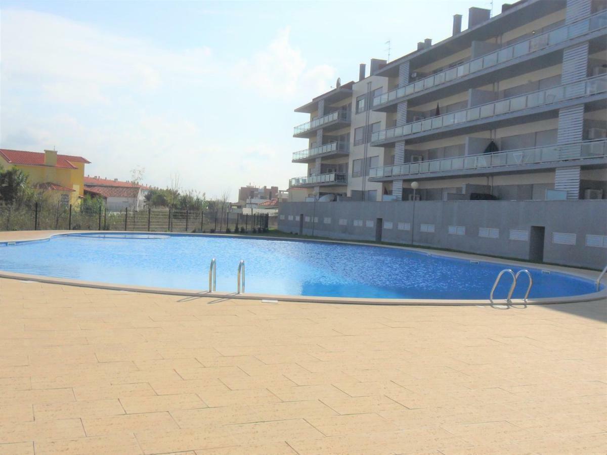 Alojamentos Campo & Mar - T1 Com Piscina São Martinho do Porto Exteriör bild